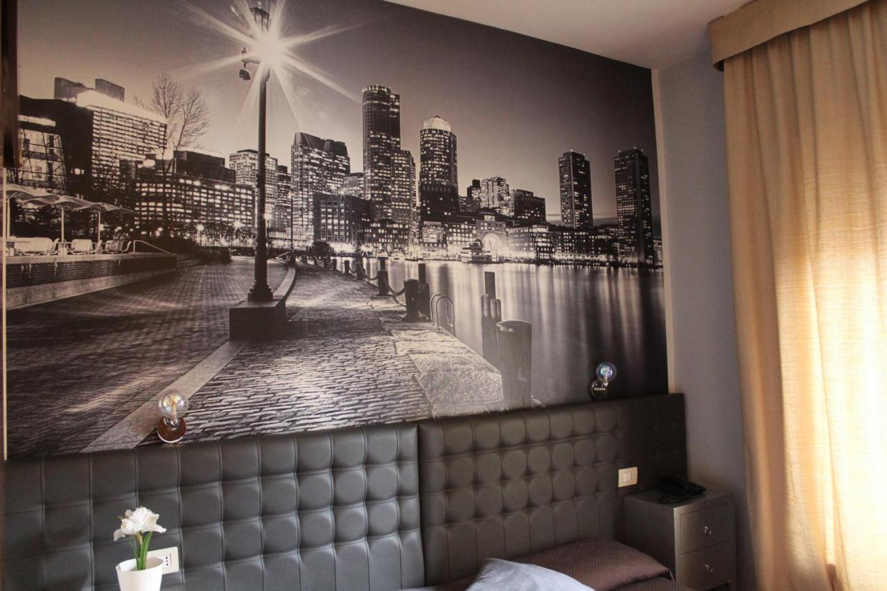 Hotel Ares Milano Eksteriør billede