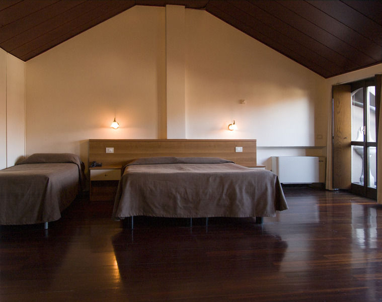 Hotel Ares Milano Eksteriør billede